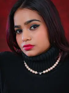 TOTAPARI Peachy Pearls Necklace