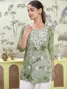 KALINI Floral Embroidered Round Neck Straight Kurti
