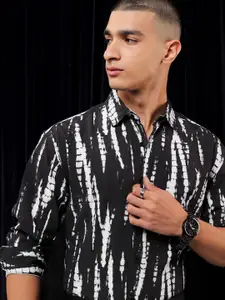 HIGHLANDER Men Printed Casual Shirt