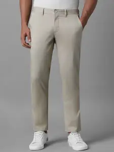 Louis Philippe Sport Men Slim Fit Mid-Rise Textured Flat Front Trousers