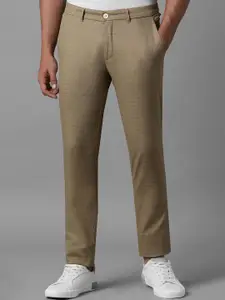 Louis Philippe Sport Men Checked Slim Fit Mid-Rise Flat Front Chinos Trousers