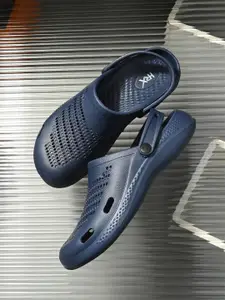 HRX by Hrithik Roshan Men Rubber Clogs