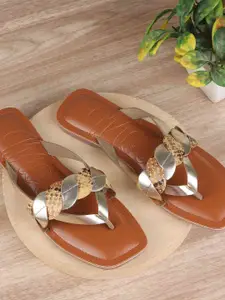 Mochi Women Printed Open Toe Flats with Buckles