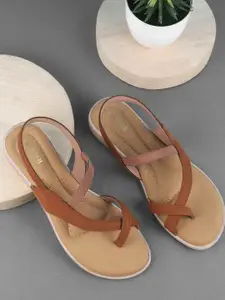 Mochi Women Textured One Toe Flats