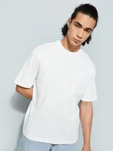 max Men Solid Pure Cotton Pockets T-shirt