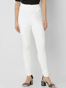 SPYKAR Women Slim Fit High-Rise Stretchable Jeans