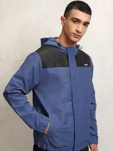 HIGHLANDER Men Colourblocked Crop Tailored Jacket