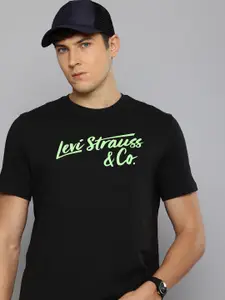 Levis Typography Printed Drop-Shoulder Sleeves Pure Cotton Oversized T-shirt