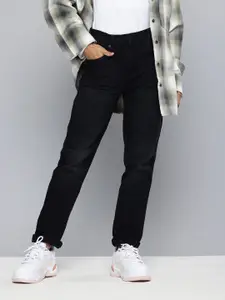 Levis Women 724 Straight Fit High-Rise Light Fade Stretchable Jeans