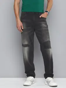 Levis Men 550'92 Relaxed Fit Mildly Distressed Heavy Fade Stretchable Jeans