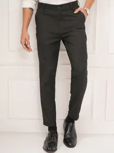 HIGHLANDER Men Solid Mid-Rise Slim Fit Formal Trousers