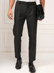 HIGHLANDER Men Mid-Rise Pleated Trousers