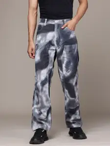 The Roadster Lifestyle Co. Men Straight Fit Tie and dye Pure Cotton Trousers