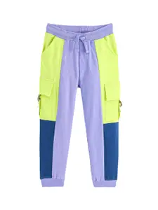 Honeyhap Boys Colourblocked Mid-Rise Bio Finish Cotton Joggers Track Pants