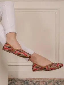 Shezone Women Embroidered Mojaris