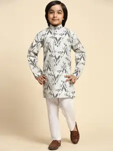 Pro-Ethic STYLE DEVELOPER Boys Abstract Printed Regular Pure Cotton Kurta with Pyjamas