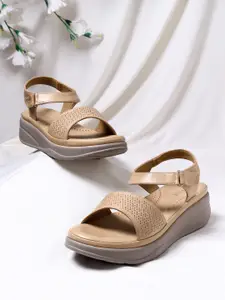 TRASE Women Wedge Pumps