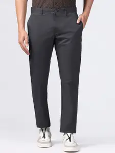 Blackberrys Men Solid Mid Rise Slim Fit Regular Trousers