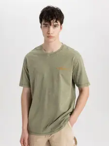 DeFacto Men Solid Round Neck Cotton T-Shirt