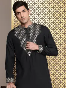 House of Pataudi Jashn Ethnic Motifs Yoke Design Indie Florals Zari Work Kurta