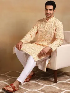 Ethnic Bay Geometric Printed Mandarin Collar Straight Kurta