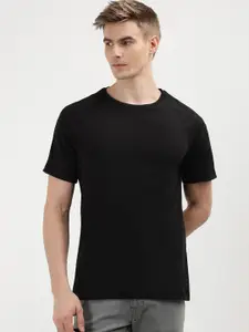 Calvin Klein Jeans Men Solid Round Neck Cotton Tshirt