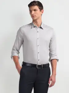 Arrow New York Men Slim Fit Solid Formal Shirt