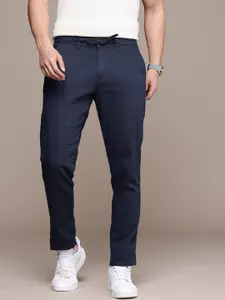 French Connection Men Slim Fit Solid Casual Chinos Trouser