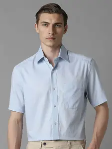 Louis Philippe Men Spread Collar Textured Cotton Formal Shirt