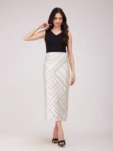 FableStreet Printed Side Slit Pencil Midi Skirts