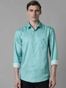 Louis Philippe Sport Men Slim Fit Floral Opaque Printed Casual Shirt