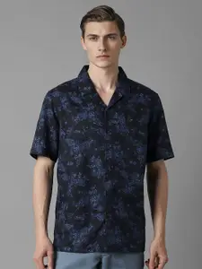 Louis Philippe Sport Men Slim Fit Floral Opaque Printed Casual Shirt