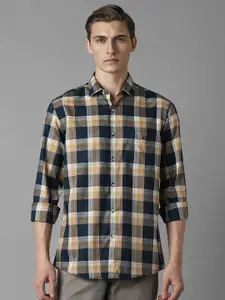 Louis Philippe Sport Men Slim Fit Opaque Checked Casual Shirt
