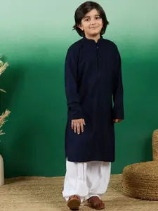 Sangria Boys Embroidered Regular Chikankari Kurta with Salwar
