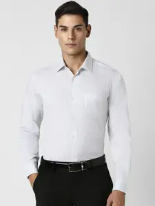Van Heusen Men Spread Collar Micro Checked Cotton Formal Shirt