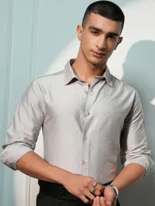 HIGHLANDER Men Crushed Textured Solid Casual Shirt