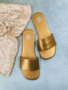 POSTCARD Women Textured Open Toe Flats