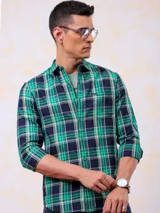 The Indian Garage Co Men Slim Fit Tartan Checked Spread Collar Casual Shirt