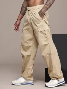 Roadster Men Cargos Trousers