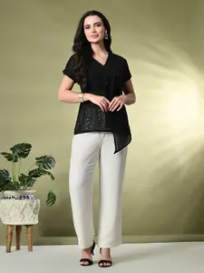 Sangria Self Design V-Neck Tops