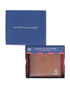 Tommy Hilfiger Men Textured Leather Two Fold Wallet