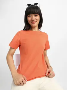 JUNEBERRY Women Solid Round Neck Cotton Tshirt