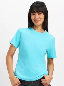JUNEBERRY Women Solid Round Neck Cotton Tshirt