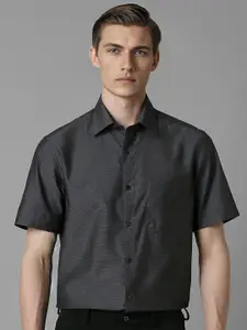 Louis Philippe Men Spread Collar Textured Solid Cotton Formal Shirt