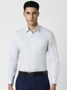 Van Heusen Men Spread Collar Micro Ditsy Printed Cotton Slim Fit Casual Shirt