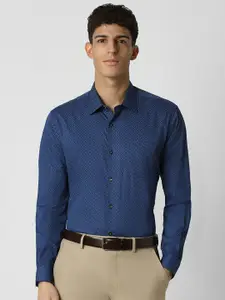 Van Heusen Men Spread Collar Micro Ditsy Printed Cotton Party Shirt