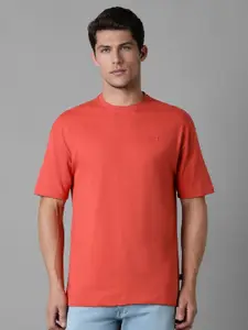 Louis Philippe Jeans Men Solid Round Neck Cotton Slim Fit T-Shirt