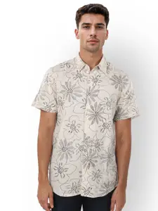 Celio Men Classic Floral Opaque Printed Casual Shirt