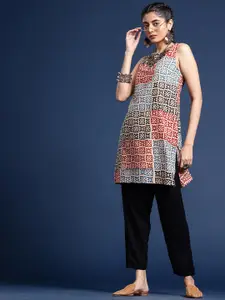 Taavi Block Print Legacy Ethnic Motifs Printed Pure Cotton Kurta
