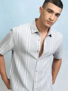 HIGHLANDER Men Spread Collar Striped Cotton Relaxed Fit Casual Shirt